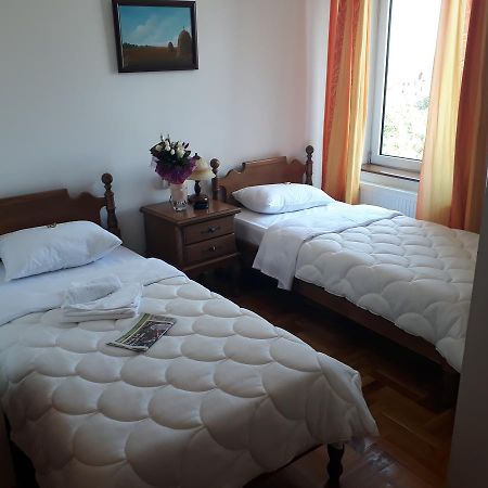 Hotel Cetojevic バニャ・ルカ エクステリア 写真