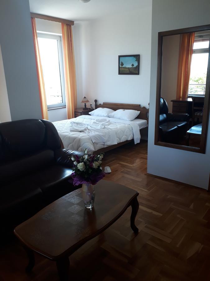 Hotel Cetojevic バニャ・ルカ エクステリア 写真