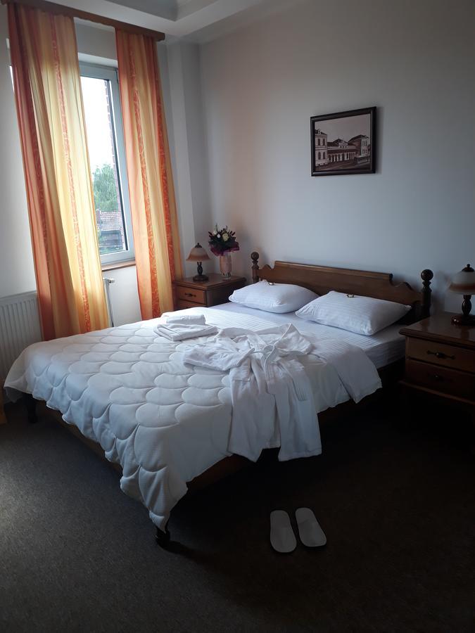 Hotel Cetojevic バニャ・ルカ エクステリア 写真